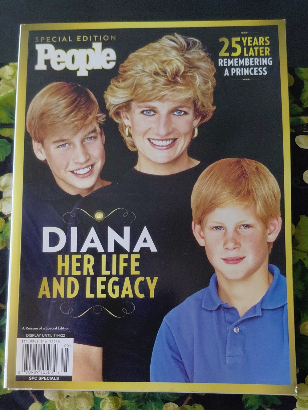 People Special Edition: Diana Her Life and Legacy - Black & Yellow Cover